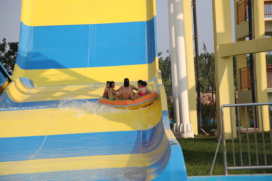 Exciting Holiday Resort Combination Spiral Water Slides for Swimming Pool
