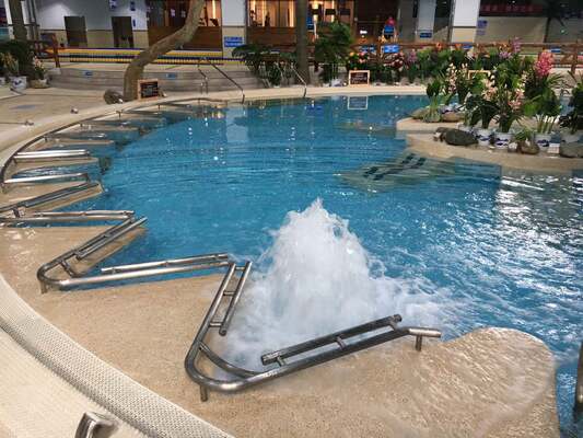 Corrosion-resistant SPA Hydrotherapy Equipment with Hot-dip Galvanized Steel Structure and Intelligent Control System
